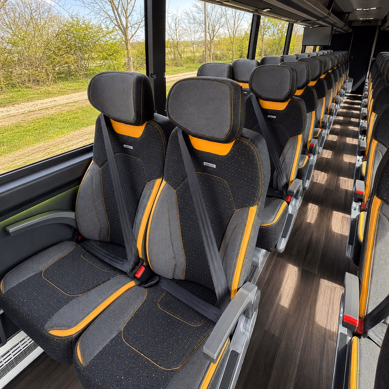 charter buses to the minnesota zoo and apple valley science destinations