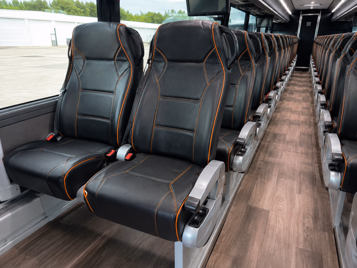 corporate wine tour shuttle buses for burnsville the south metro