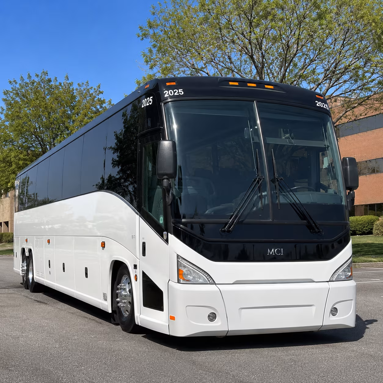 employee shuttle buses to and from msp airport for business travel groups