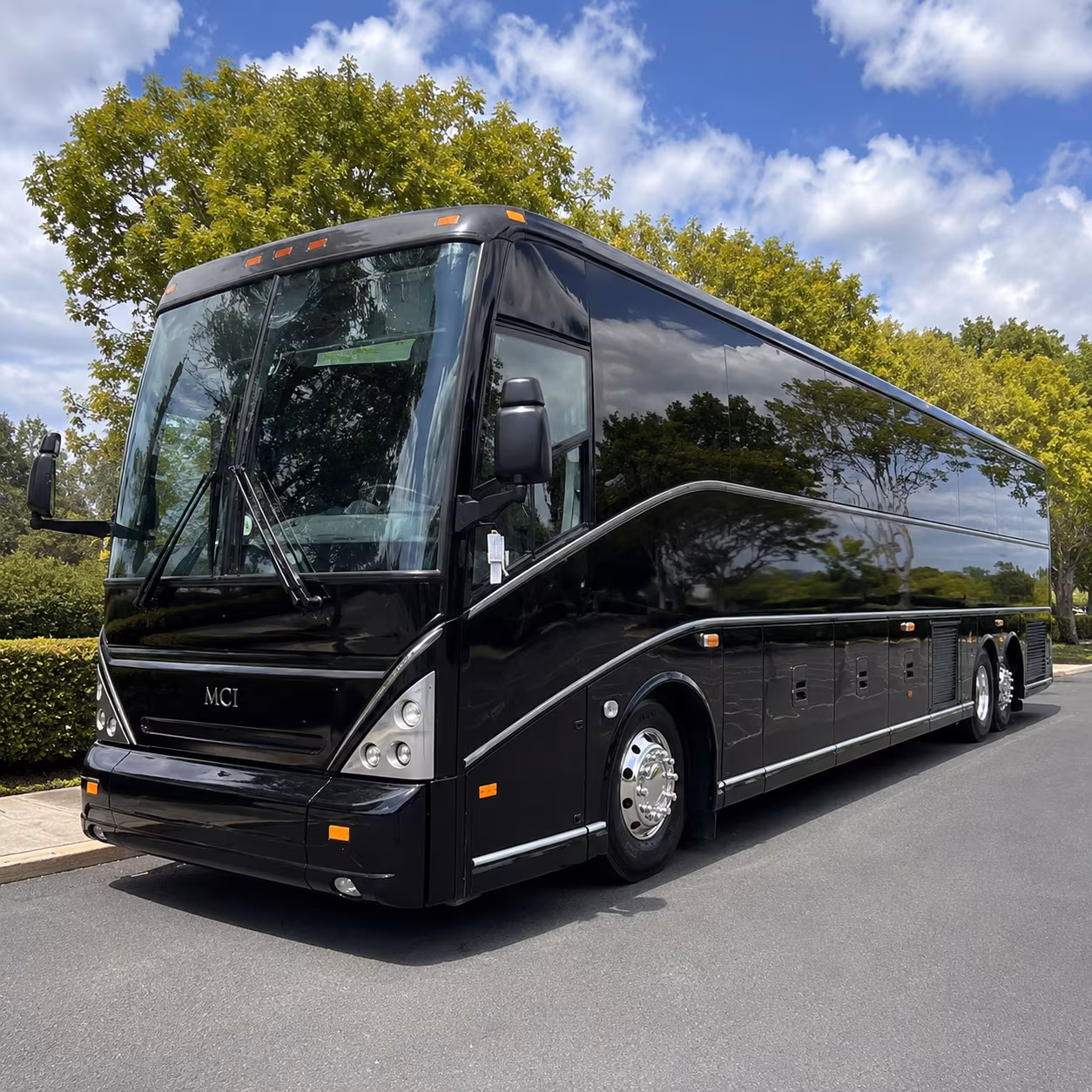 group transportation to mystic lake canterbury park and valleyfair